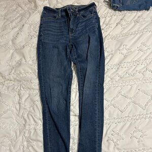 American Eagle Highest-rise jegging size 6L